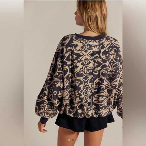 NWOT Free People Printed Bubble up Pullover sweatshirt - Picture 2 of 7